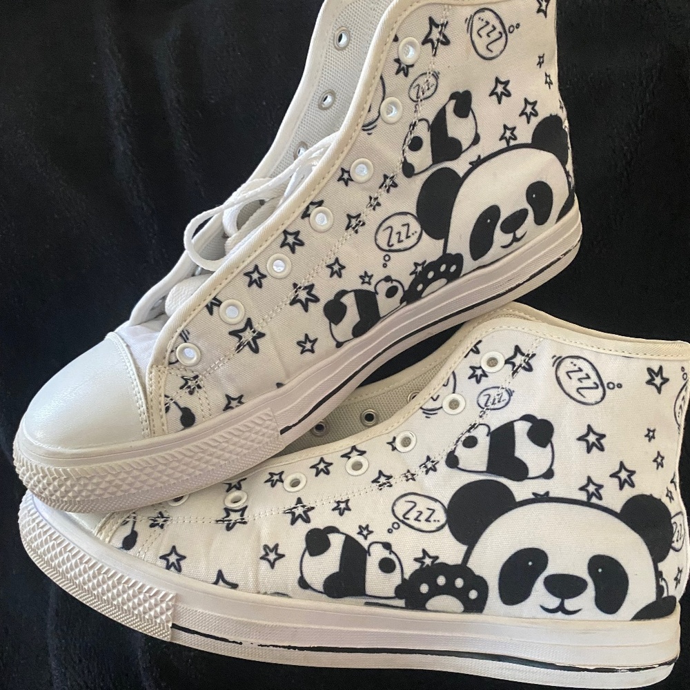 Panda Design High Tops